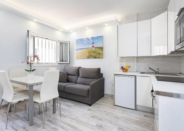 Home2book Chill & Sun Colina Blanca & Pool, Adeje Apartment *